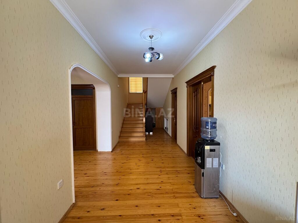 8-комн. дом/дача - пос. Бадамдар - 290 м² (28)