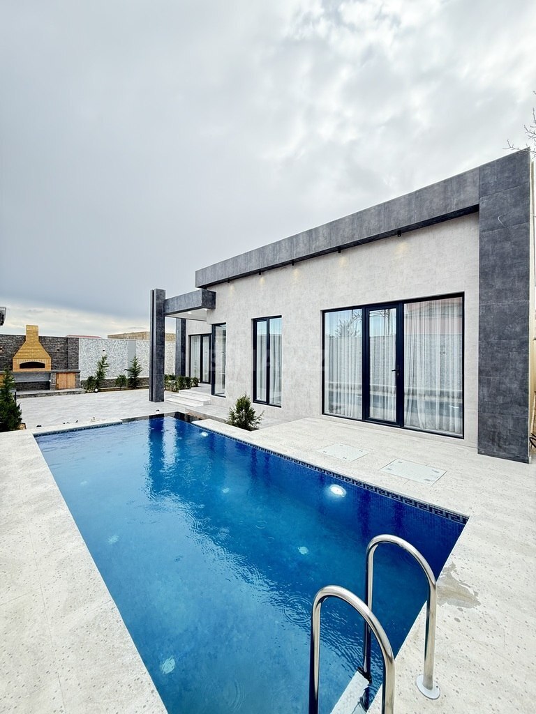 4 otaqlı həyət evi/bağ evi - Mərdəkan q. - 170 m² (1)