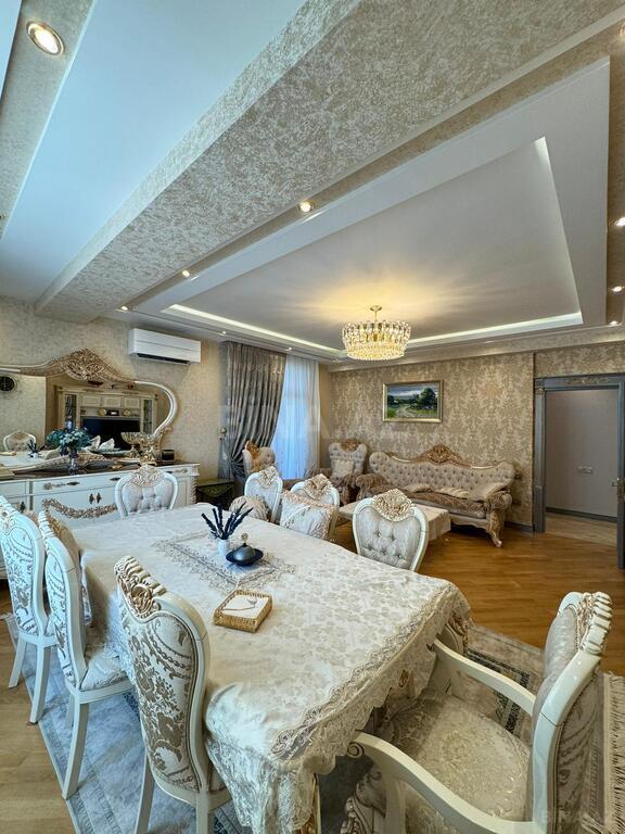 4 otaqlı yeni tikili - Badamdar q. - 227 m² (1)