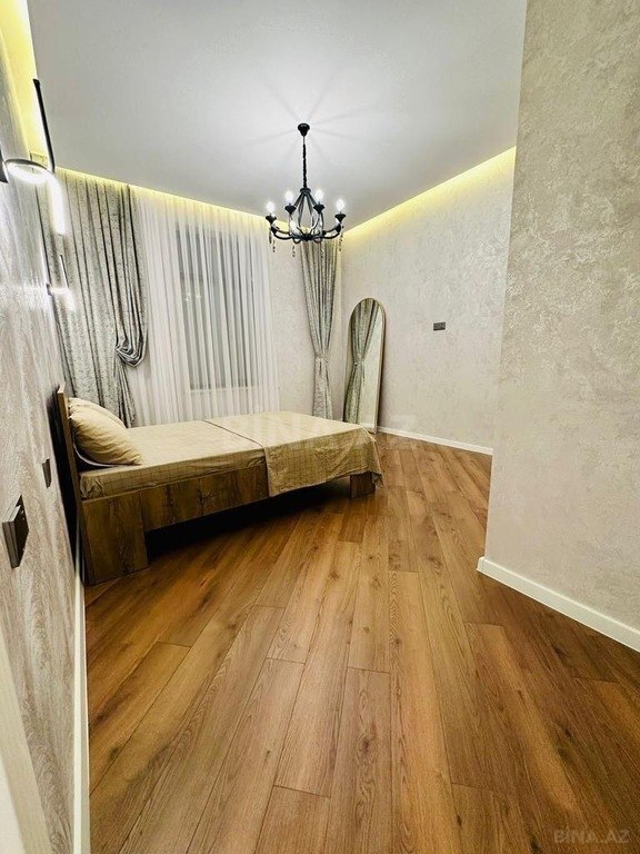 4 otaqlı həyət evi/bağ evi - Mərdəkan q. - 240 m² (20)