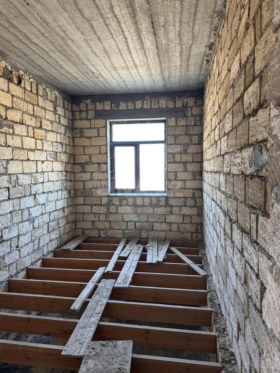 7-комн. дом/дача - пос. Новханы - 256 м² (11)