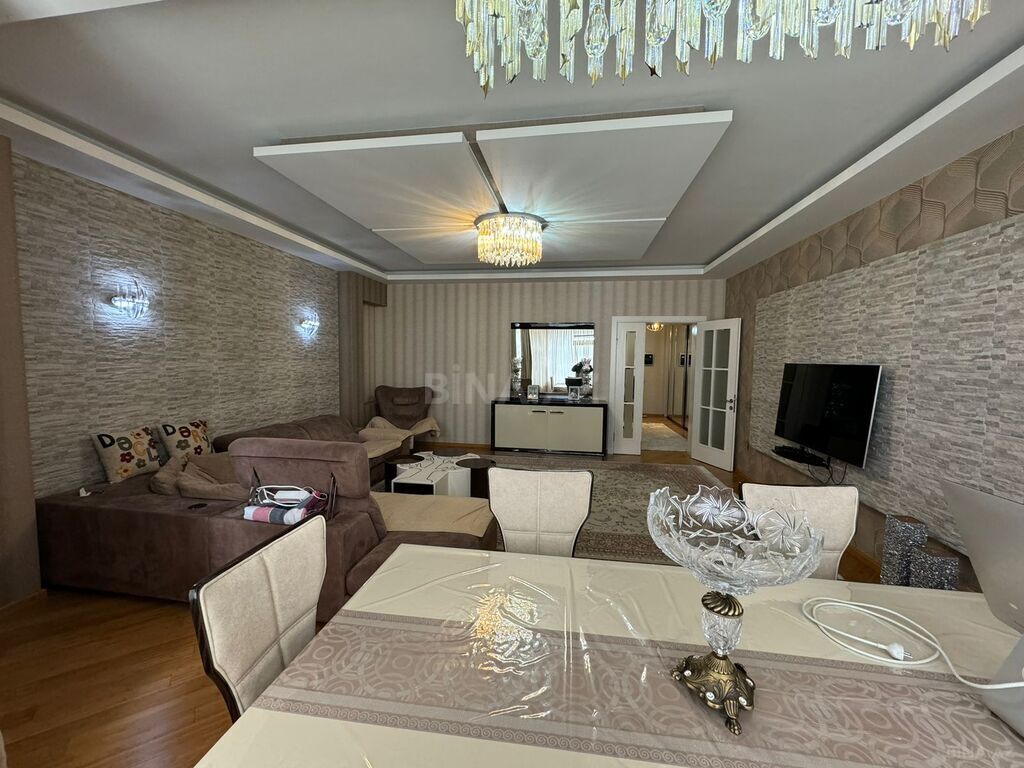 4 otaqlı yeni tikili - 8 Noyabr m. - 200 m² (1)