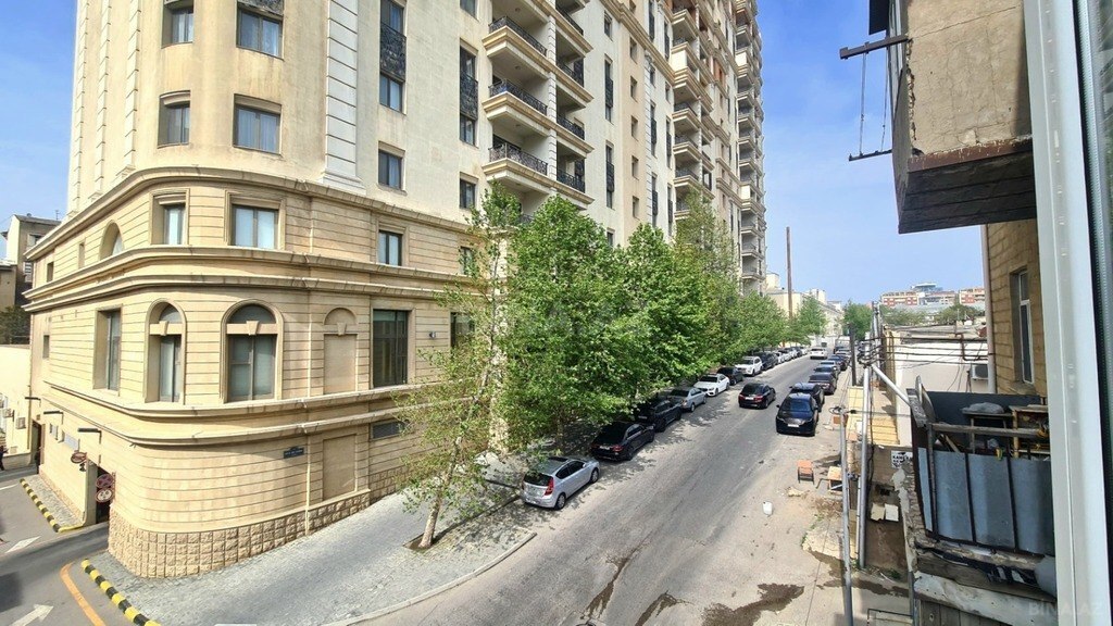 3-комн. вторичка - м. Низами - 80 м² (14)
