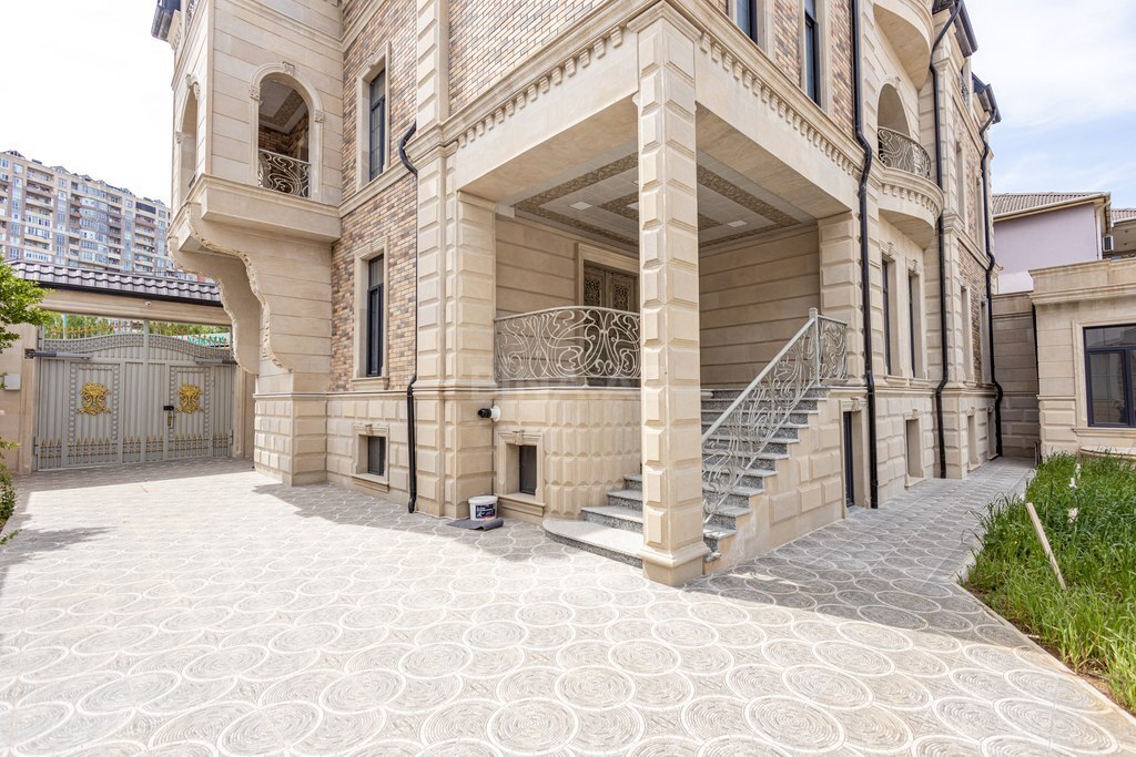 Дом/Дача - Бинагадинский р. - 950 м² (4)