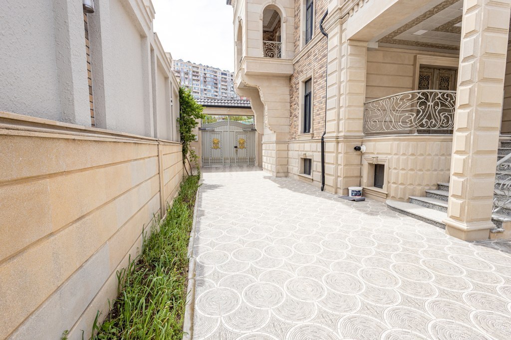 Дом/Дача - Бинагадинский р. - 950 м² (2)