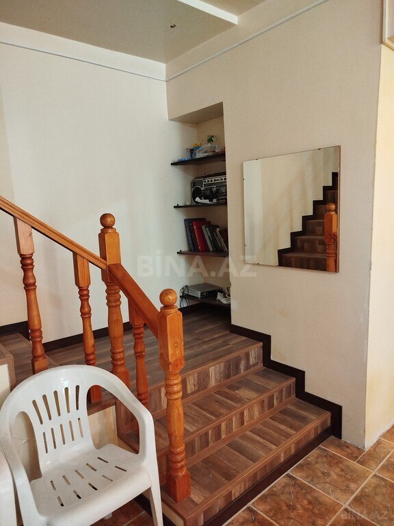 6 otaqlı həyət evi/bağ evi - Novxanı q. - 240 m² (13)