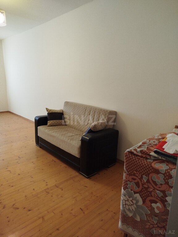 6 otaqlı həyət evi/bağ evi - Novxanı q. - 240 m² (18)