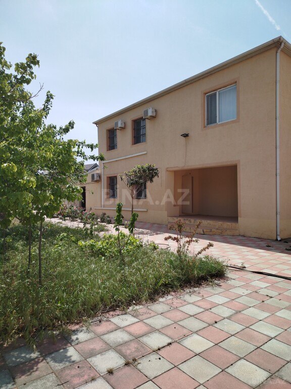 6 otaqlı həyət evi/bağ evi - Novxanı q. - 240 m² (30)