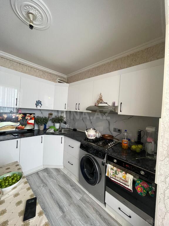 3-комн. вторичка - м. Иншаатчылар - 80 м² (18)