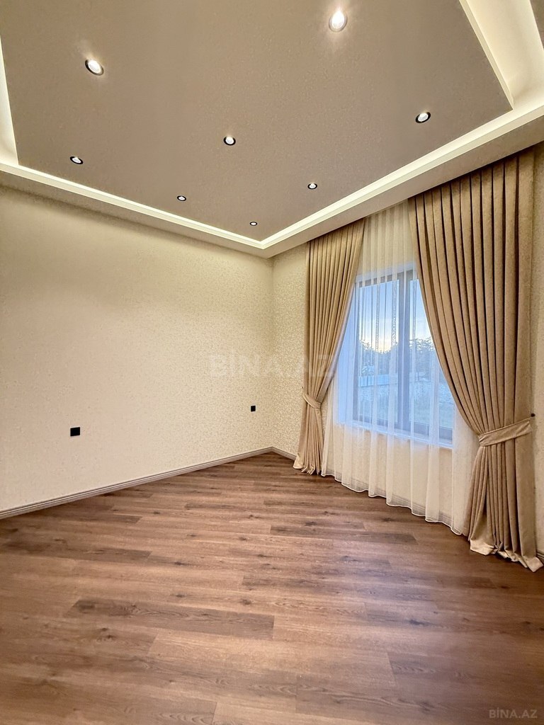 4 otaqlı həyət evi/bağ evi - Şüvəlan q. - 200 m² (30)