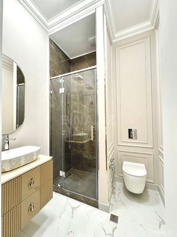 6 otaqlı həyət evi/bağ evi - Şüvəlan q. - 230 m² (21)