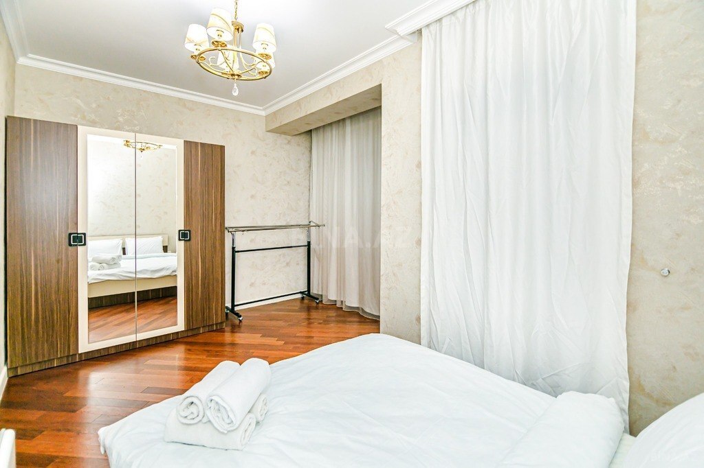 3 otaqlı yeni tikili - İçəri Şəhər m. - 165 m² (16)