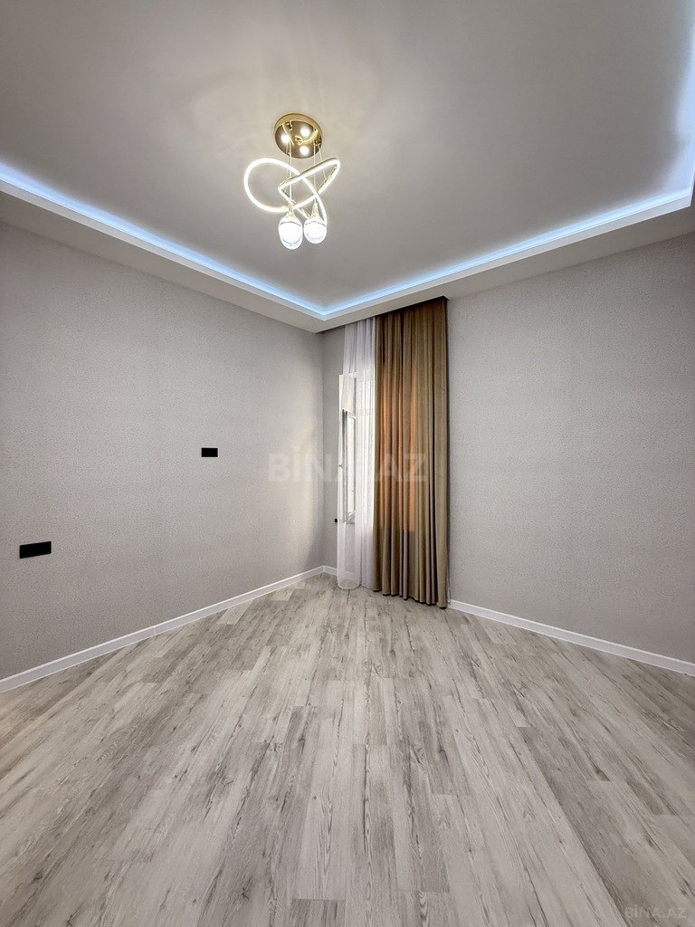 4 otaqlı həyət evi/bağ evi - Şüvəlan q. - 140 m² (20)