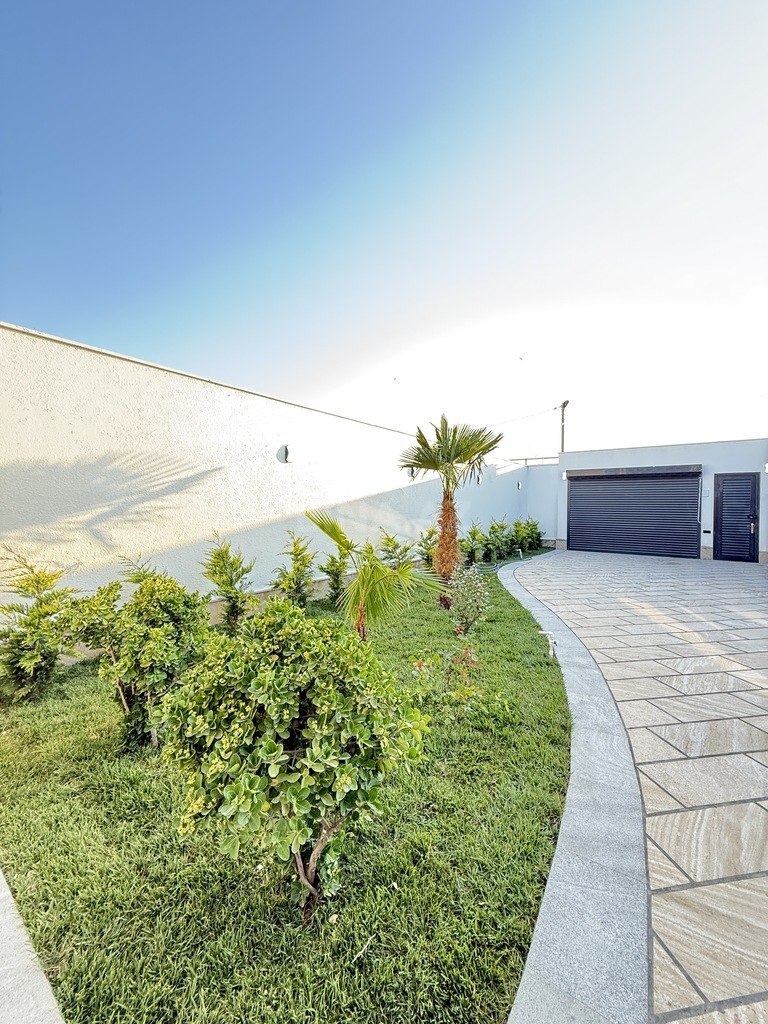 4 otaqlı həyət evi/bağ evi - Şüvəlan q. - 140 m² (4)