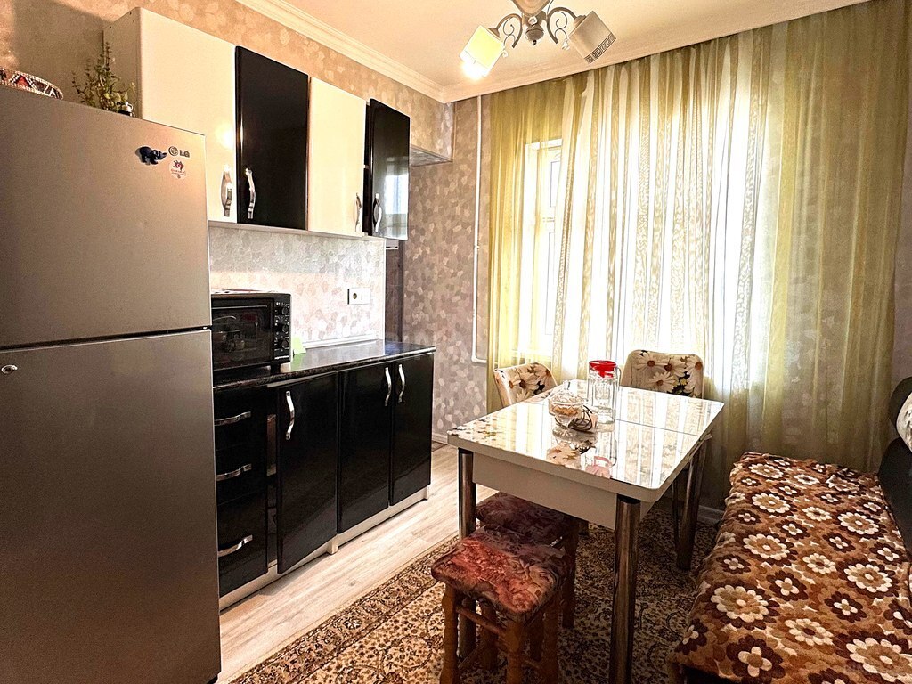 4-комн. вторичка - м. Кара Караев - 95 м² (10)