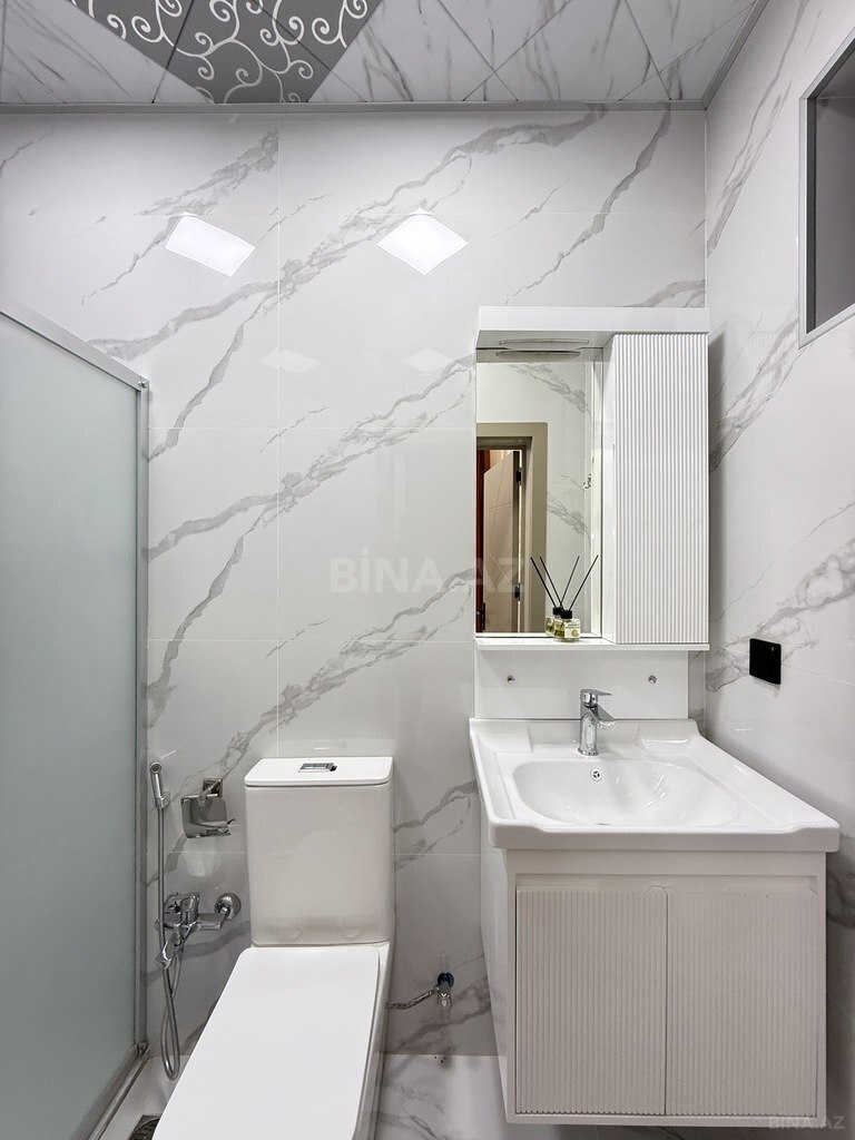 3 otaqlı həyət evi/bağ evi - Şüvəlan q. - 130 m² (24)