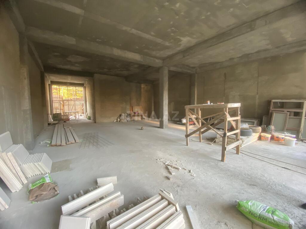 Obyekt - Neftçilər m. - 810 m² (8)