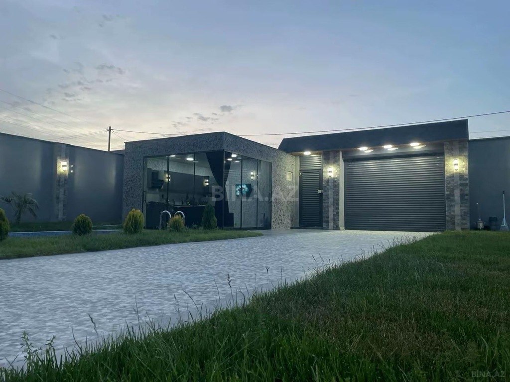 5 otaqlı həyət evi/bağ evi - Şüvəlan q. - 340 m² (5)