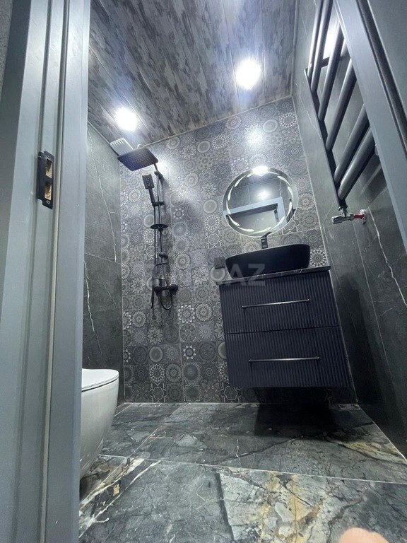 5 otaqlı həyət evi/bağ evi - Şüvəlan q. - 340 m² (13)