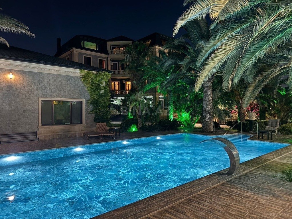 8 otaqlı həyət evi/bağ evi - Buzovna q. - 600 m² (2)