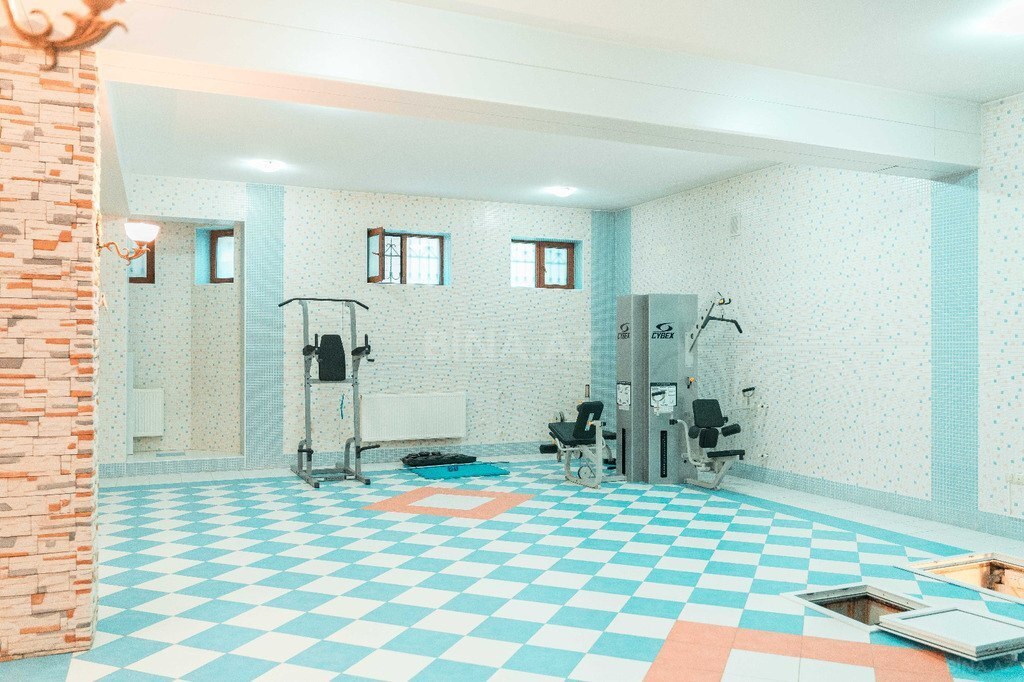 8-комн. дом/дача - м. 20 января - 600 м² (15)