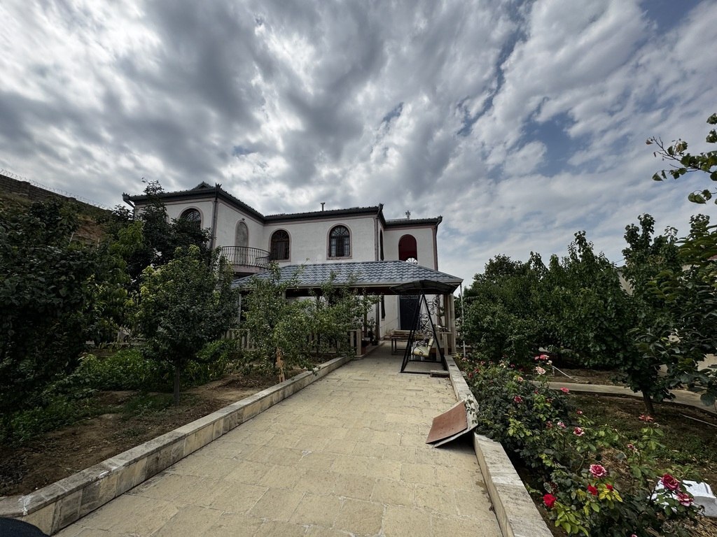 8-комн. дом/дача - пос. Бакиханова - 500 м² (2)