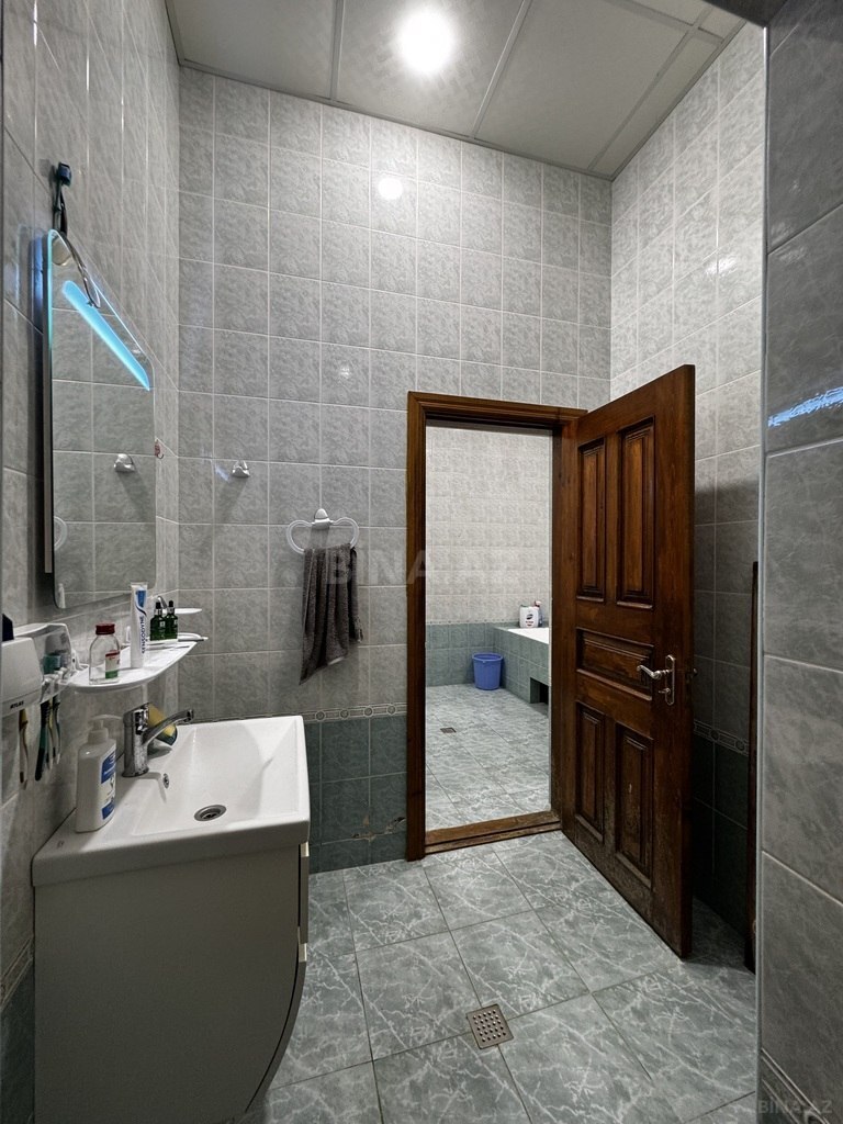 8-комн. дом/дача - пос. Бакиханова - 500 м² (27)