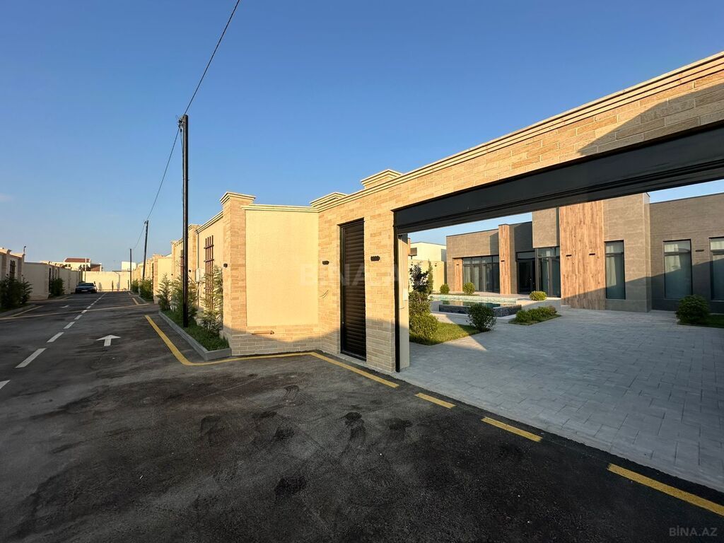 4 otaqlı həyət evi/bağ evi - Şüvəlan q. - 180 m² (18)