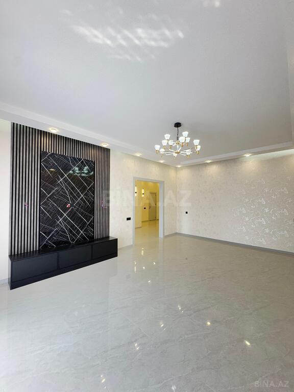 4 otaqlı həyət evi/bağ evi - Şüvəlan q. - 160 m² (13)
