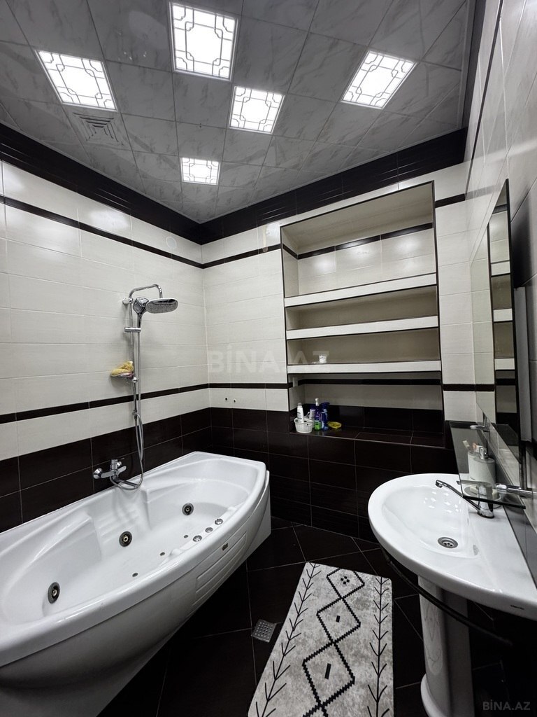 4 otaqlı köhnə tikili - Bakıxanov q. - 137 m² (26)