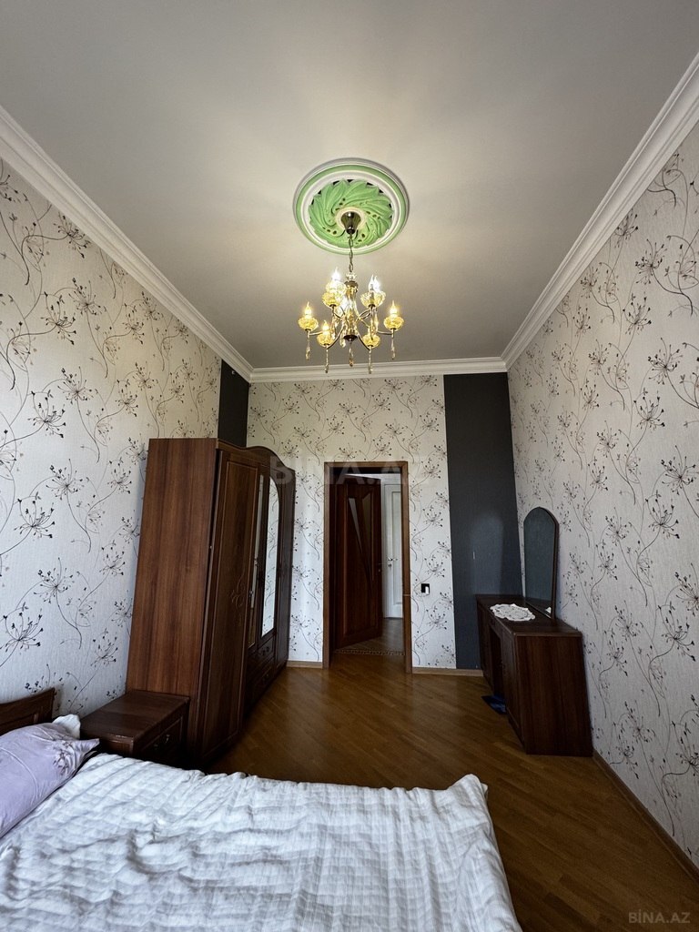 4 otaqlı köhnə tikili - Bakıxanov q. - 137 m² (14)