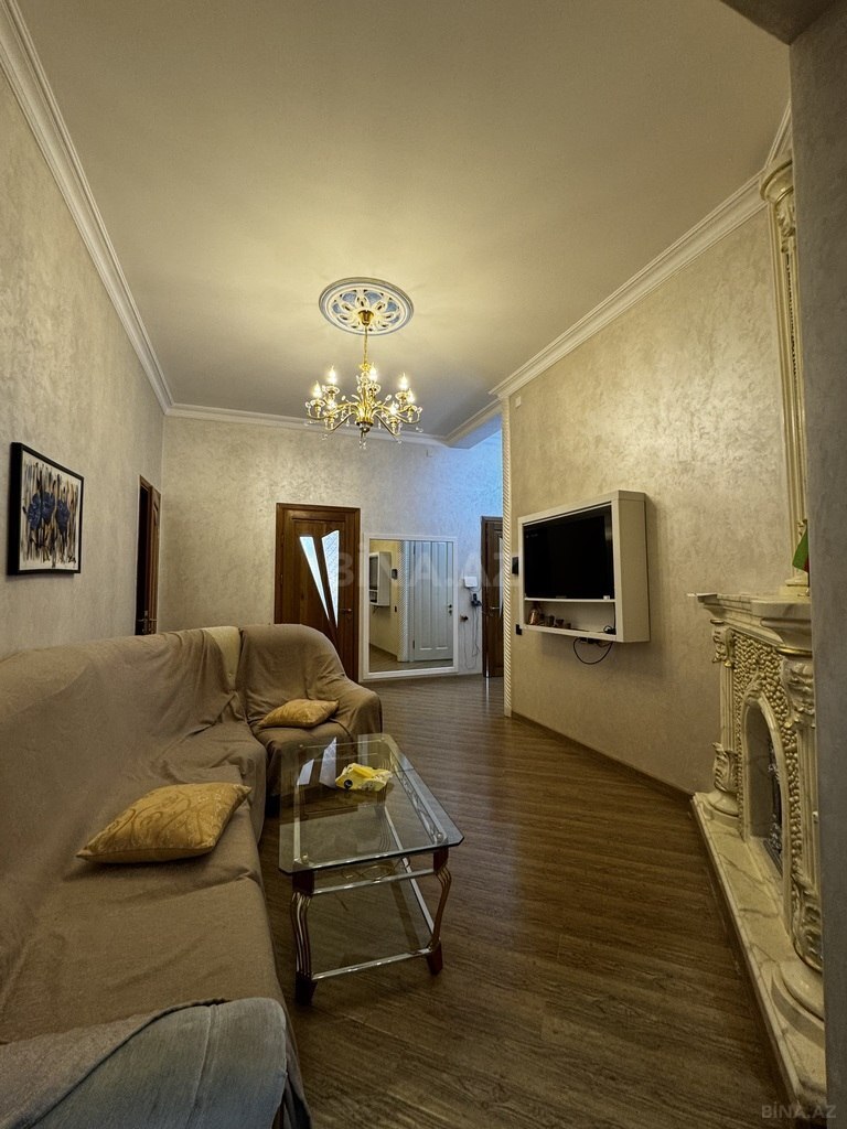 4 otaqlı köhnə tikili - Bakıxanov q. - 137 m² (11)