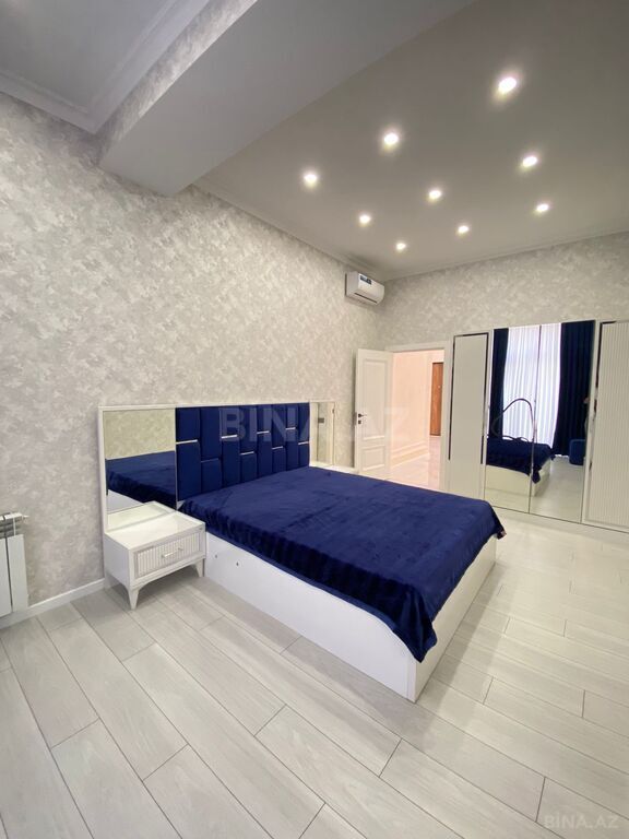 3-комн. новостройка - м. 28 мая - 120 м² (8)
