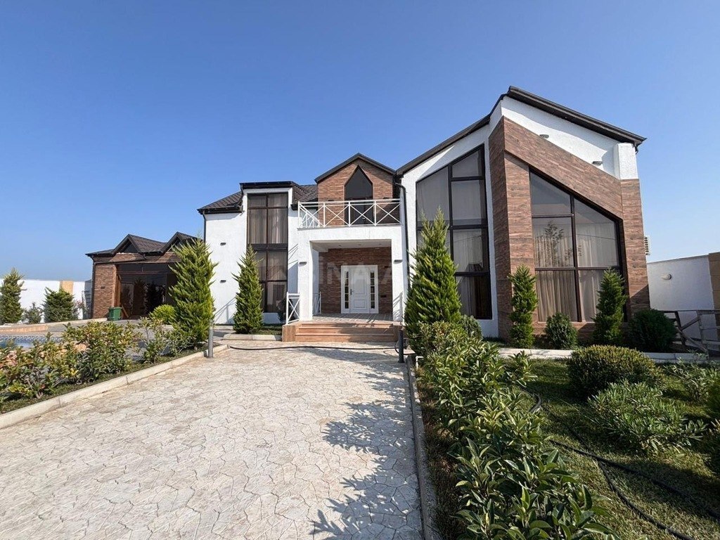 6-комн. дом/дача - пос. Шувеляны - 350 м² (3)