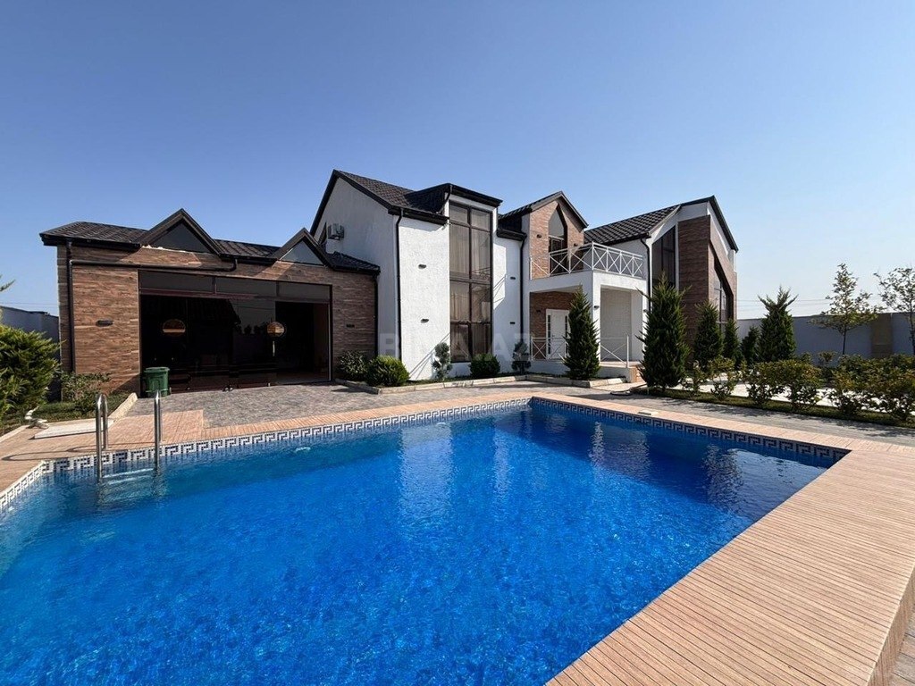6-комн. дом/дача - пос. Шувеляны - 350 м² (1)