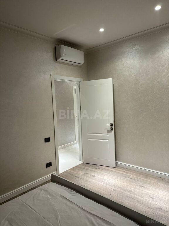 4 otaqlı həyət evi/bağ evi - Sabunçu q. - 200 m² (8)