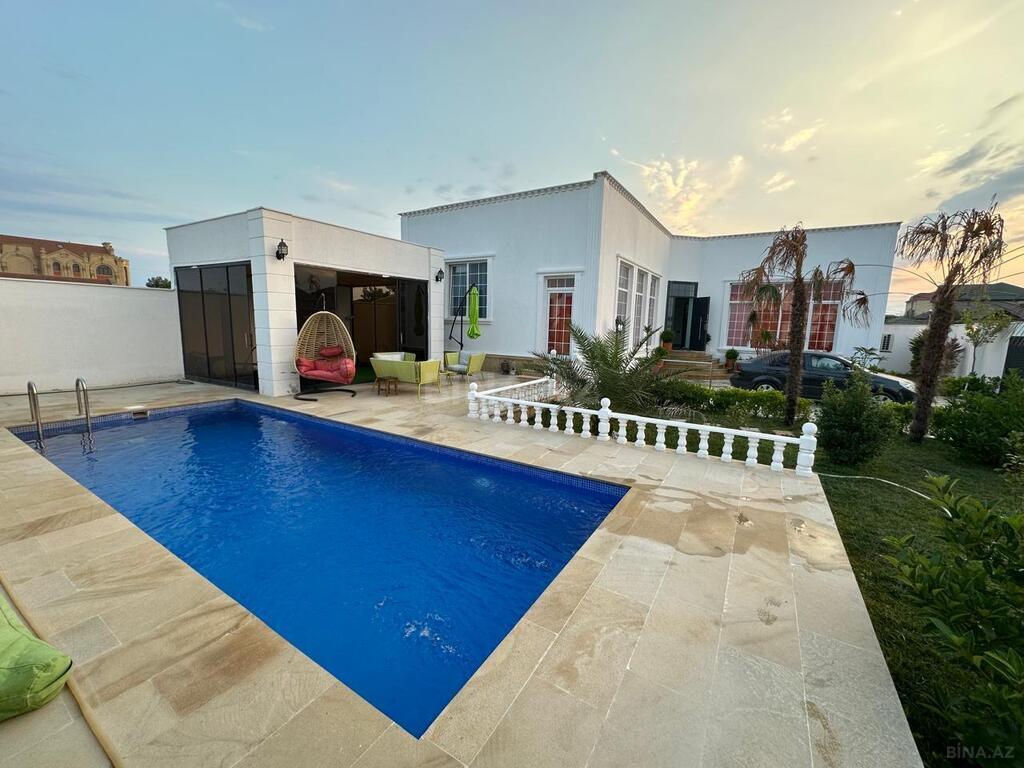 4 otaqlı həyət evi/bağ evi - Mərdəkan q. - 210 m² (1)