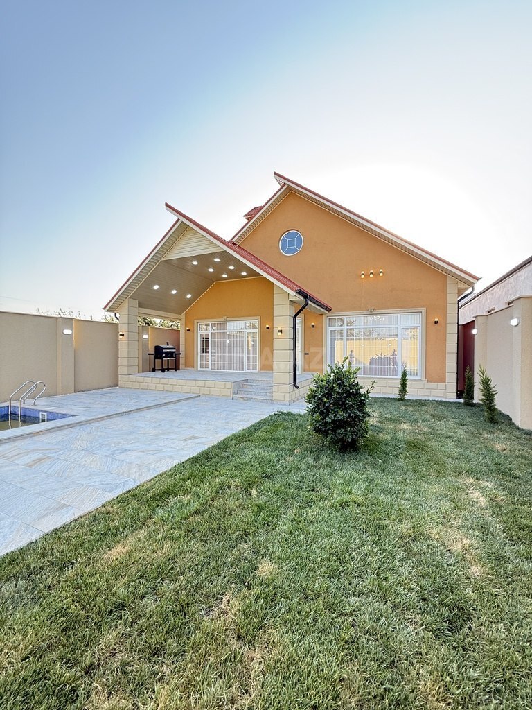 4 otaqlı həyət evi/bağ evi - Şüvəlan q. - 150 m² (2)