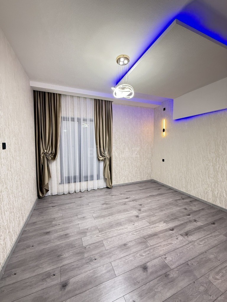 4 otaqlı həyət evi/bağ evi - Şüvəlan q. - 160 m² (20)