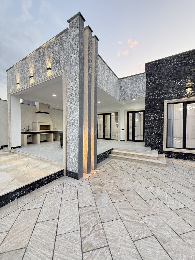 4 otaqlı həyət evi/bağ evi - Şüvəlan q. - 160 m² (6)