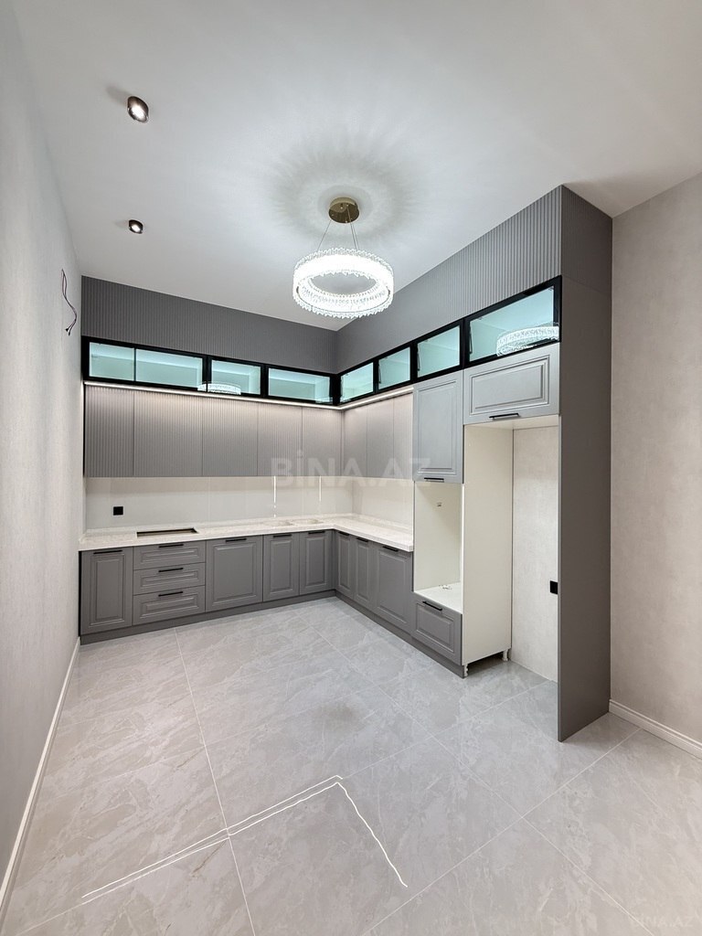 4 otaqlı həyət evi/bağ evi - Şüvəlan q. - 140 m² (20)