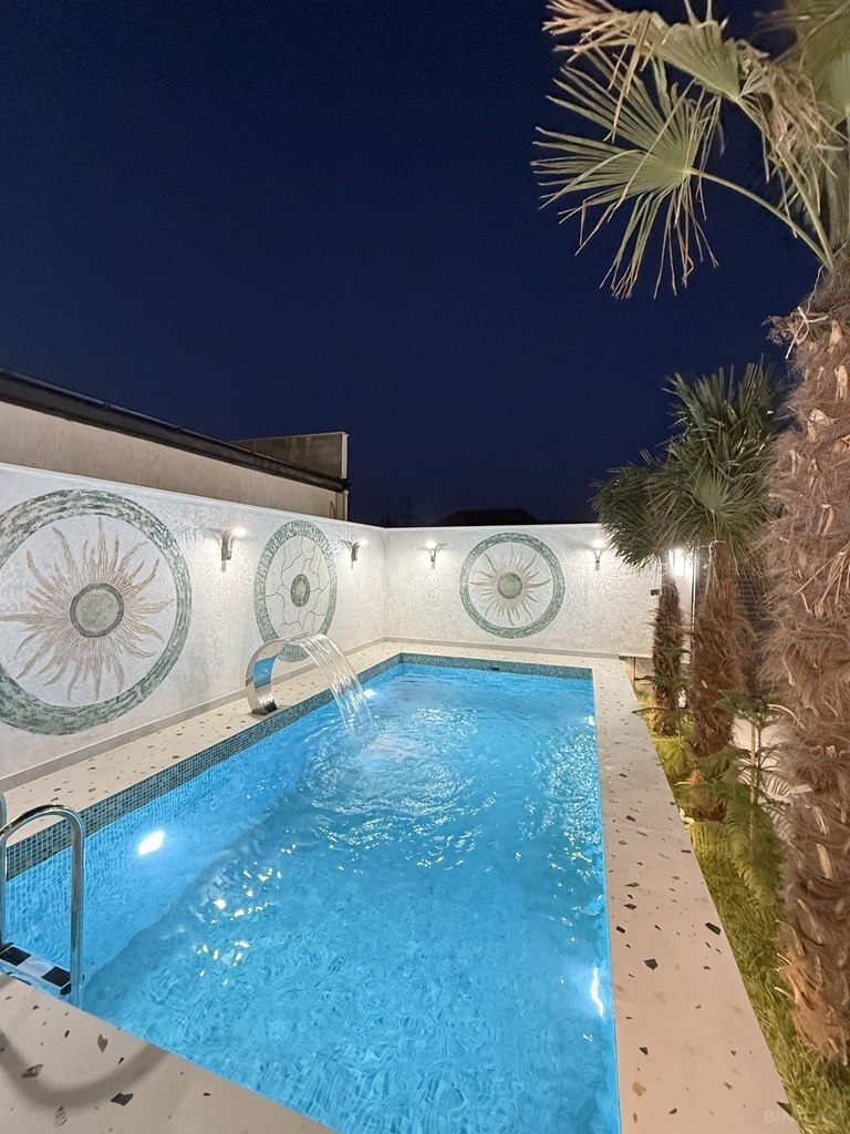 4 otaqlı həyət evi/bağ evi - Şüvəlan q. - 140 m² (5)