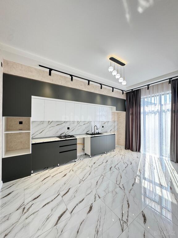 5 otaqlı həyət evi/bağ evi - Şüvəlan q. - 200 m² (18)