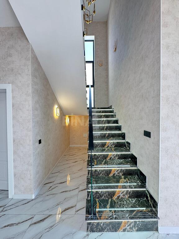 5 otaqlı həyət evi/bağ evi - Şüvəlan q. - 200 m² (12)