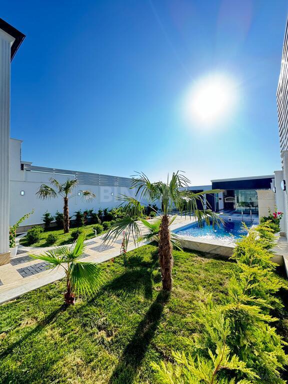 5 otaqlı həyət evi/bağ evi - Şüvəlan q. - 200 m² (9)