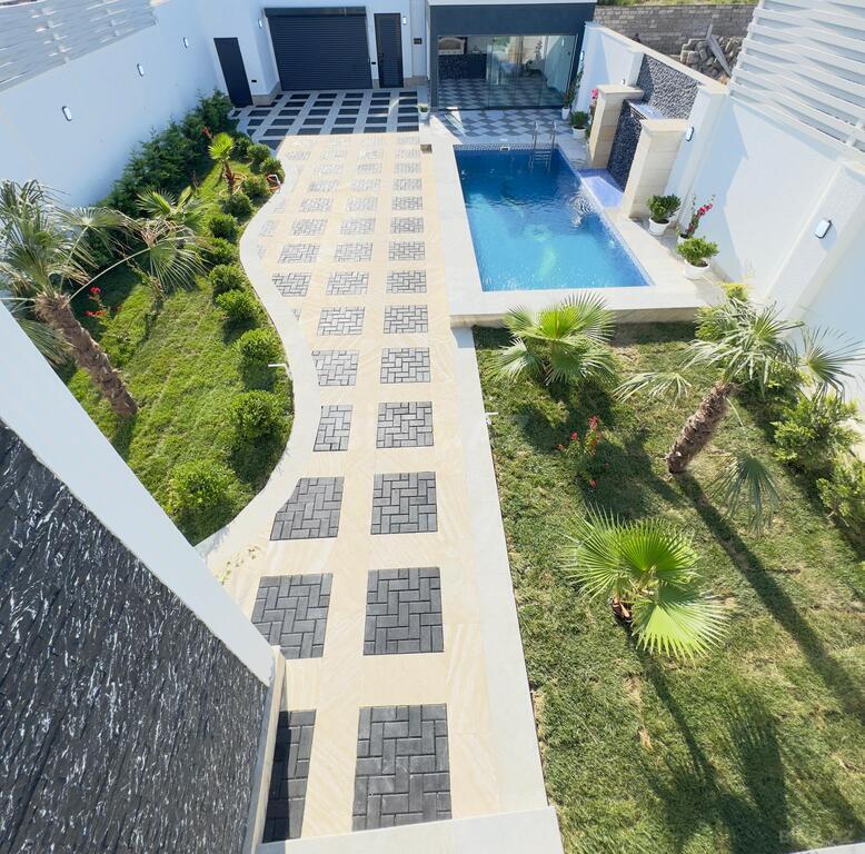 5 otaqlı həyət evi/bağ evi - Şüvəlan q. - 200 m² (3)