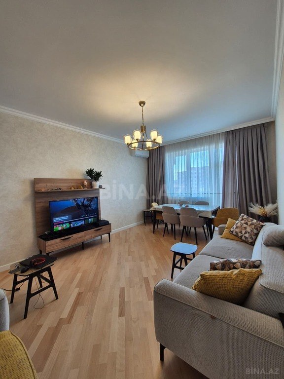 3-комн. новостройка - м. 8 ноября - 110 м² (2)