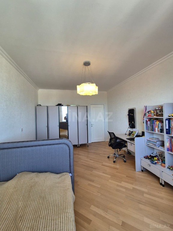 3-комн. новостройка - м. 8 ноября - 110 м² (8)