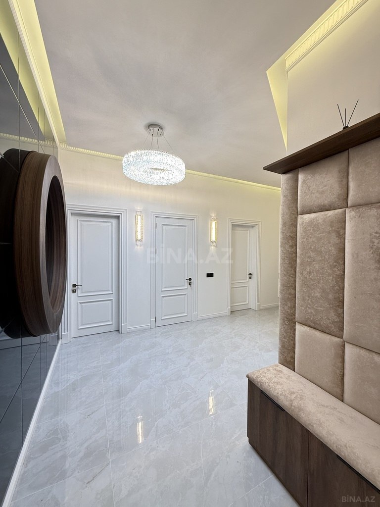 4 otaqlı həyət evi/bağ evi - Şüvəlan q. - 140 m² (26)