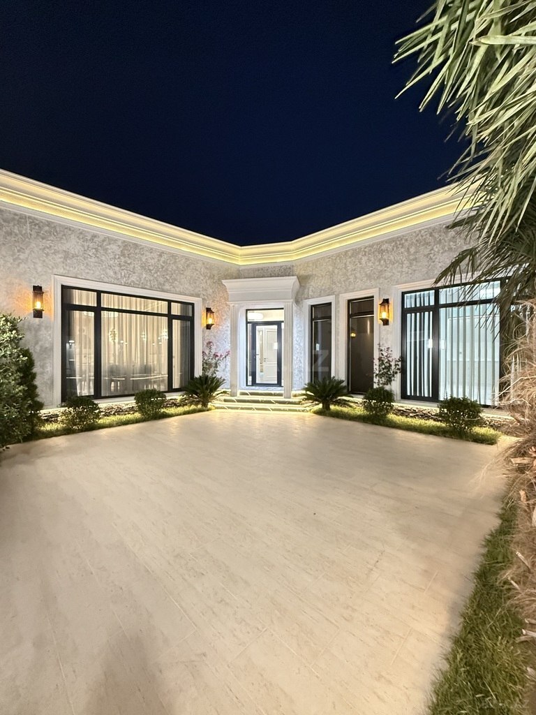 4 otaqlı həyət evi/bağ evi - Şüvəlan q. - 140 m² (1)